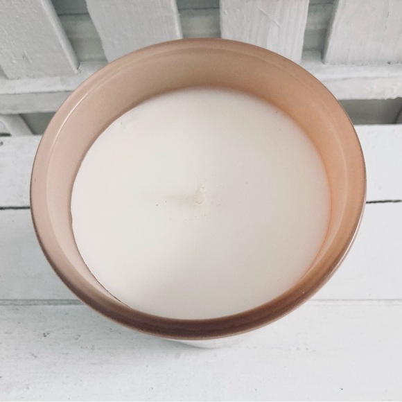 DW Home Peanut Butter Milkshake Scented Candle (Large) ~NWT~ - Picture 4 of 5